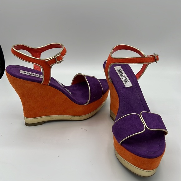 Jennifer Lopez Wedge Heels - Picture 4 of 5